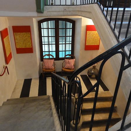 Hotel Cote Cour Chambres D'Hotes Bourg-Saint-Andéol Εξωτερικό φωτογραφία